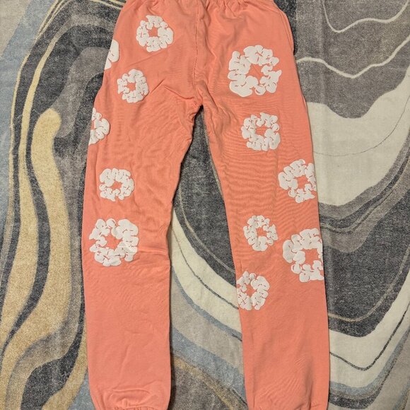 Denim Tears The Cotton Wreath Pink Sweatpants Men’s Size Large - Picture 3 of 3